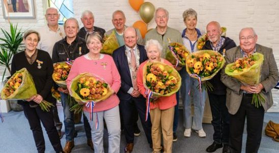 Ribbon shower a surprise for hundreds of Utrecht residents except