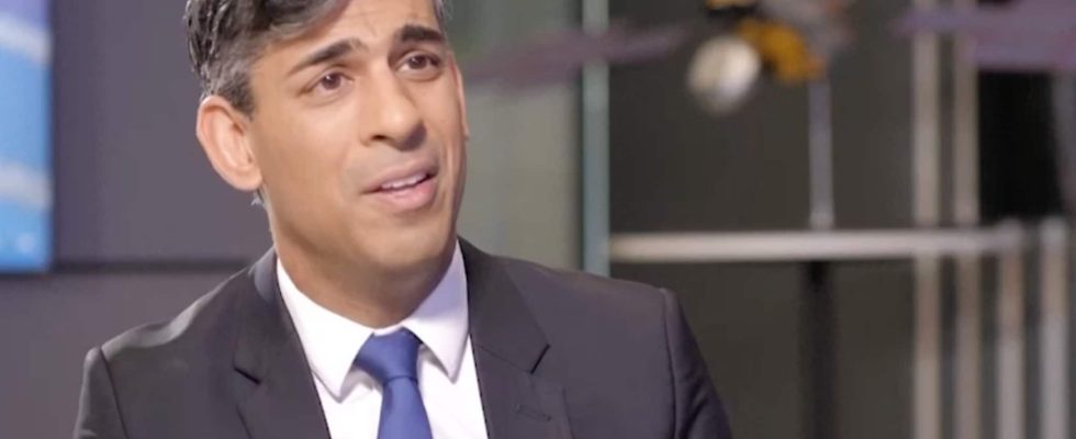 Rishi Sunak wants to send asylum seekers to Rwanda Less