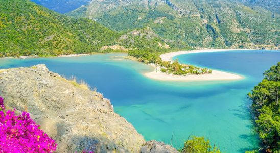 This little known blue lagoon is one of the most beautiful