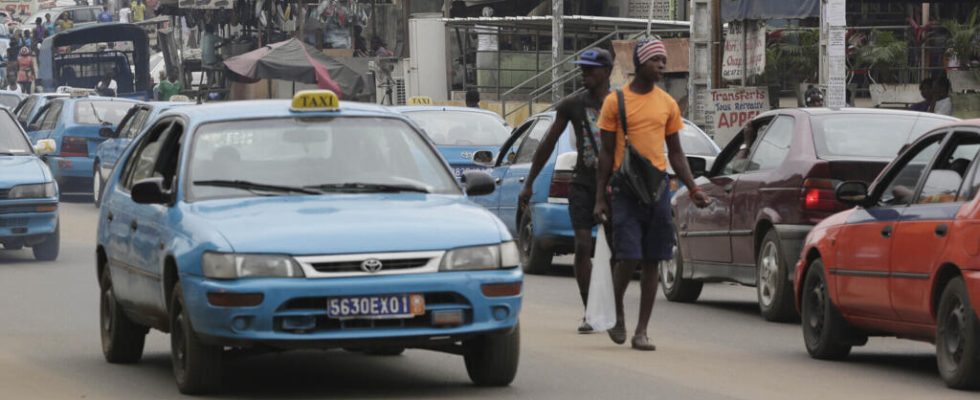 in Abidjan the government no longer wants beggars