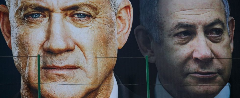 the call from Benny Gantz which puts pressure on Netanyahu