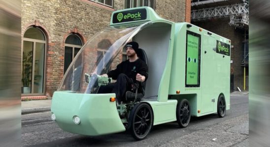 A large cargo bike has been prepared to carry cargo