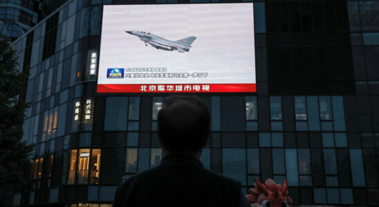 Beijing organizes propaganda around the major maneuvers of the Chinese