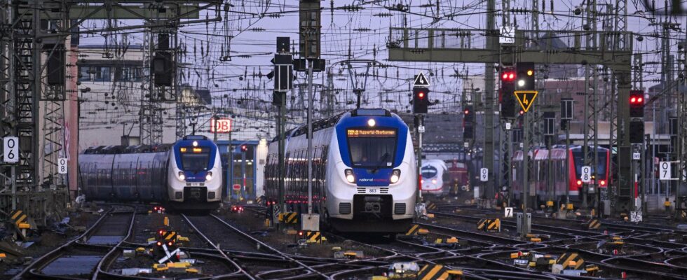 Failing trains bridges to rebuild… Germany a country to rebuild