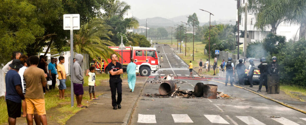 In New Caledonia the fear of a civil war