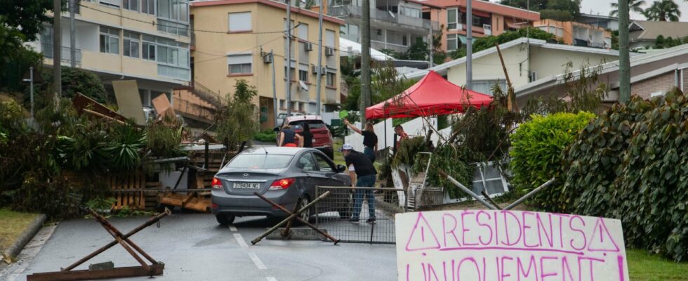 In New Caledonia the prolonged state of emergency New Defense