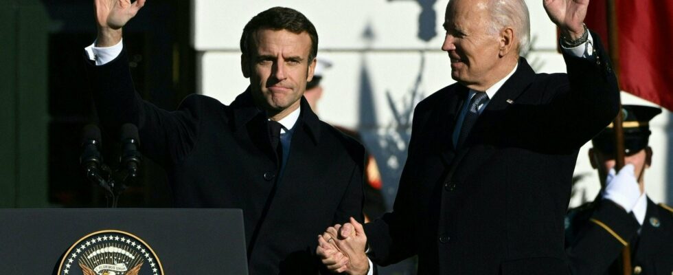 Joe Biden received by Emmanuel Macron on a state visit