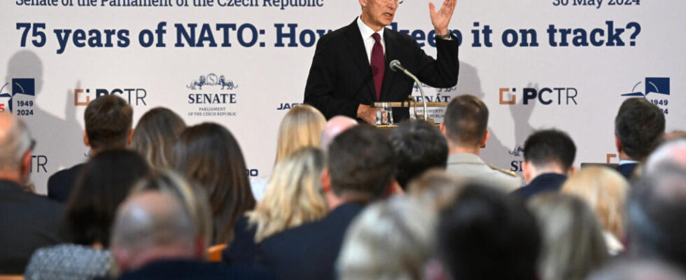 NATO chief in favor of allowing Ukraine to strike Russia