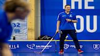 The floorball coach beat more than 10 million football fans