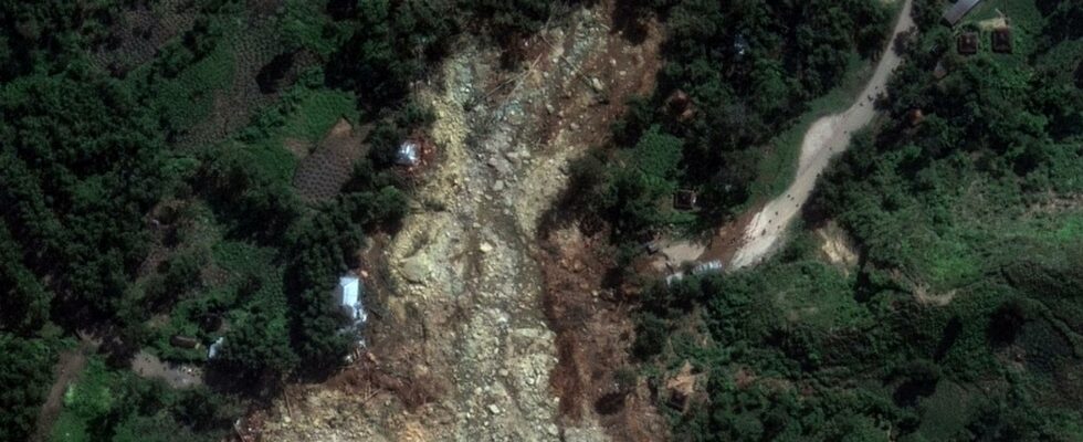 Thousands are evacuated after landslides