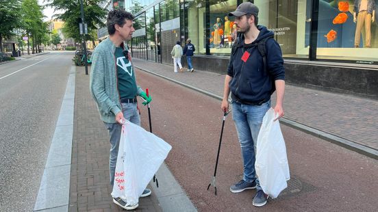 Volunteers clean up the streets Mainly cigarette butts