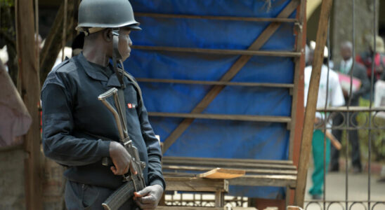 an attack in a bar in Bamenda leaves 2 dead