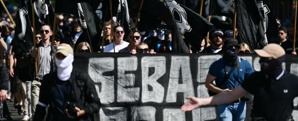 an ultra right demonstration in Paris causes controversy