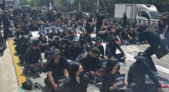 demonstration against President Yoon Suk yeols anti worker policies