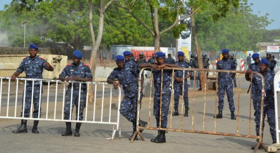 in Benin several gatherings to protest against the high cost