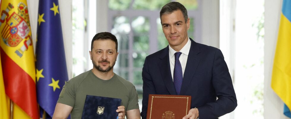 what the defense agreement signed between Madrid and kyiv contains