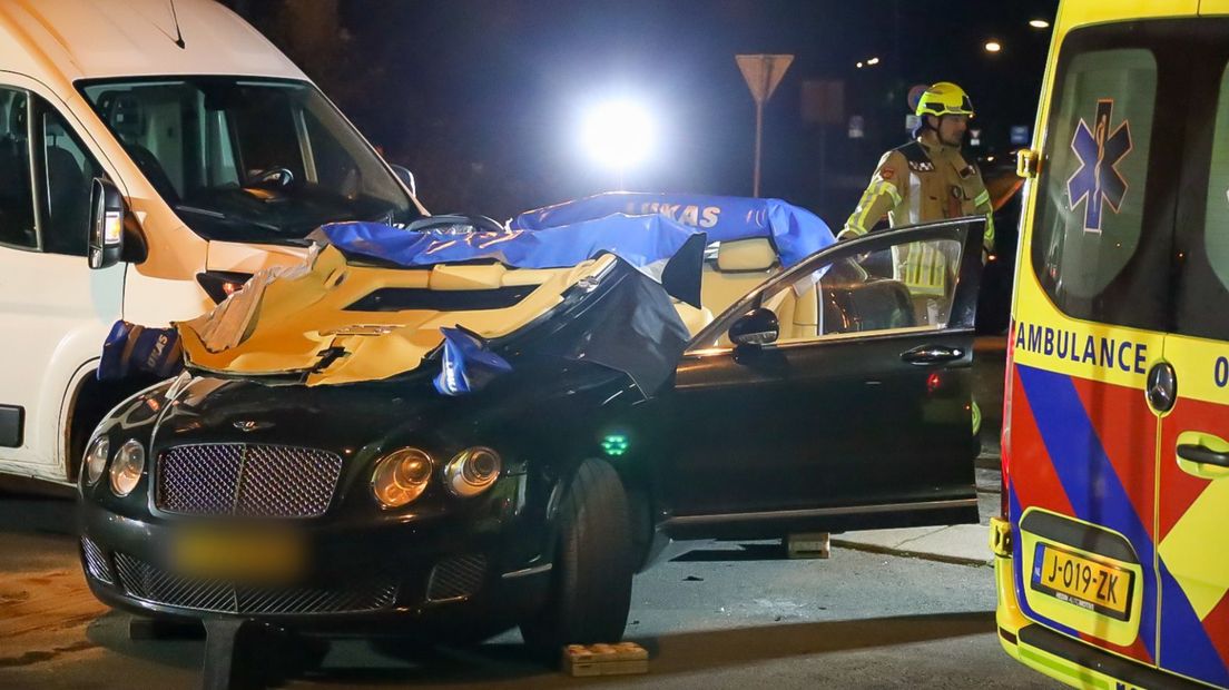 1719029602 341 112 news Car in the ditch after collision in Rhenen