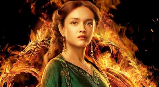 Animalistic naughty House of the Dragon scene with Olivia Cooke