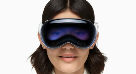 Apples next VR headset would be cheaper and dependent on