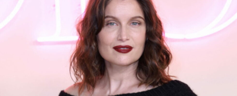 At the Dior show Laetitia Casta plays the femme fatale