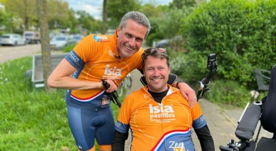 Bunnik joins en masse when Frank climbs Mont Ventoux despite