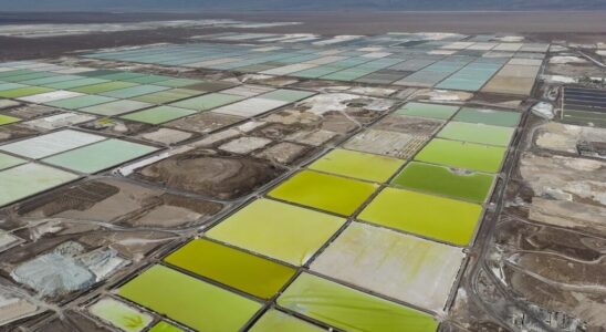 Chile seeks to reconcile the exploitation of its mines and