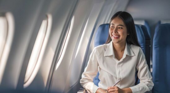 Dietitian Gives Ultimate Flying Health Tip You Should Never Forget