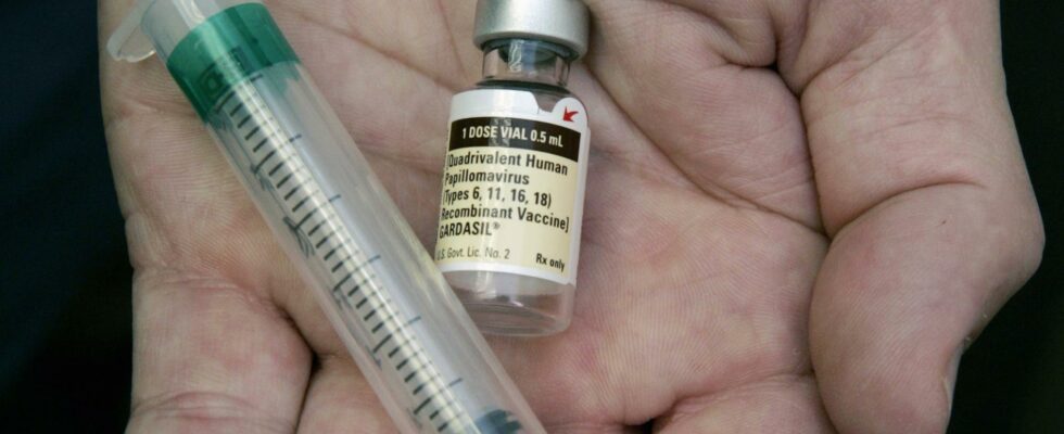 Few men vaccinated against HPV – too expensive