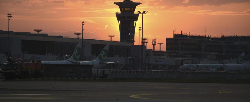 Free Moussa passengers on a Paris Bamako flight prevent the deportation