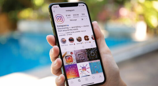 Instagram the application integrates more advertisements