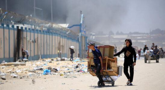 Intense Israeli bombardment on the Gaza Strip before a meeting