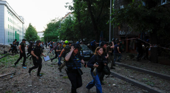 Kharkiv under pressure from terrible Russian hovering bombs