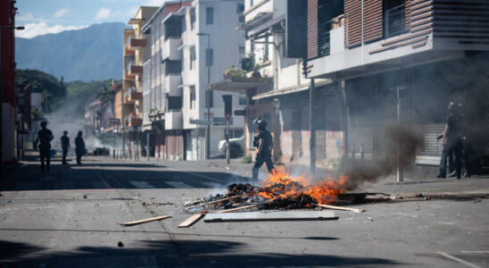 New Caledonia plunges back into violence after the transfers of