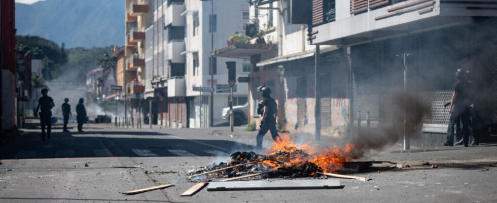 New Caledonia plunges back into violence after the transfers of