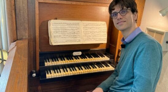 Organist Laurens de Man This organ is a bit down to earth