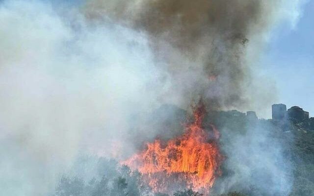 Something scary happened in Canakkale Flames reached the ancient city