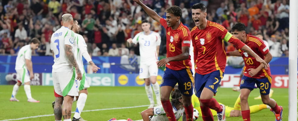 Spain Italy the first nation qualified for the eighth