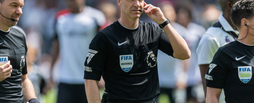 The Blues find a referee they know well for France