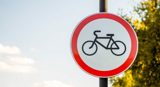 This no cyclists sign no longer quite means the same