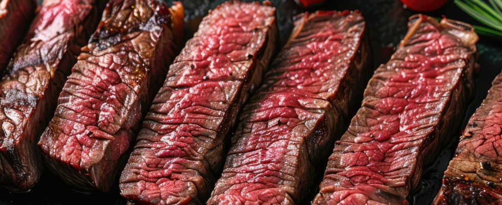 This simple gesture is absolutely necessary after cooking a steak