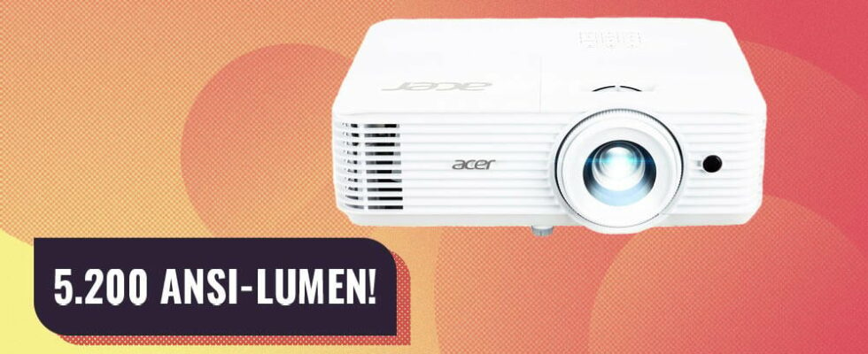 This super bright projector turns the European Football Championship into a