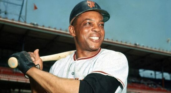 Willie Mays Legendary San Francisco Giants Player Dies