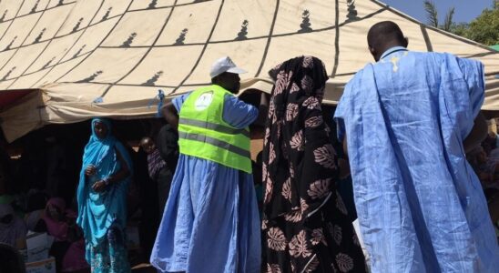 the presidential campaign starts with few opposition electoral tents