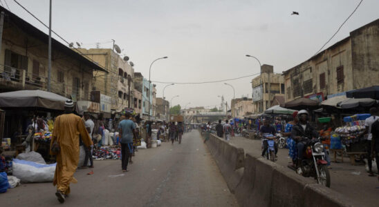 widely followed spontaneous strike in banks and gas stations in