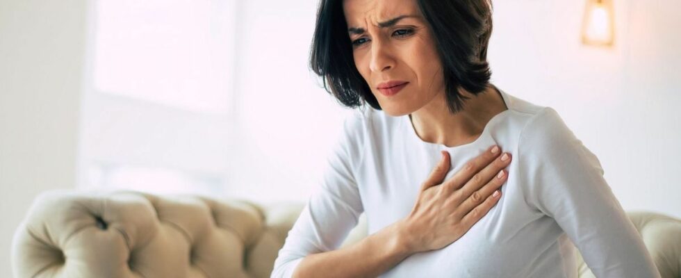 10 Heart Symptoms You Should Never Ignore According to a