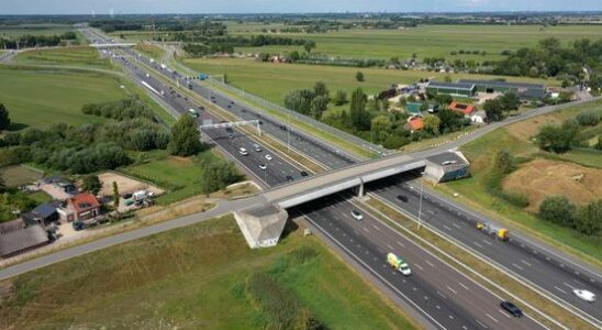 A2 closed for five weekends delays of up to more