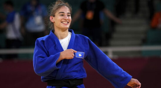 Akil and Nora Gjakova Who are Kosovos flag bearers