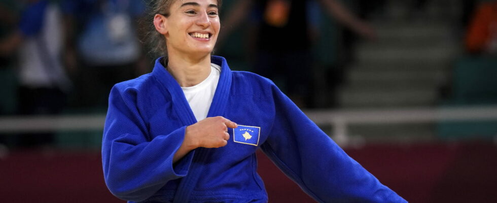 Akil and Nora Gjakova Who are Kosovos flag bearers