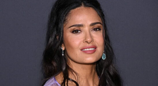 At 57 Salma Hayek flaunts her white hair in splendor