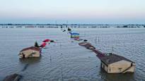 At least 20 people died in Chinas flash floods